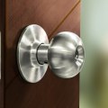 What is the Difference Between a Knob and a Handle?